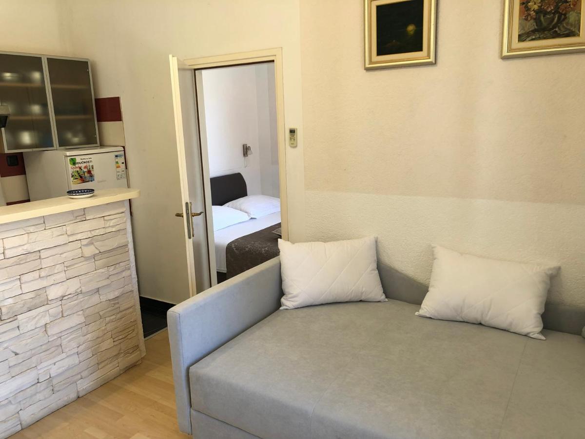 Apartmani Gloria Бродарика Екстериор снимка