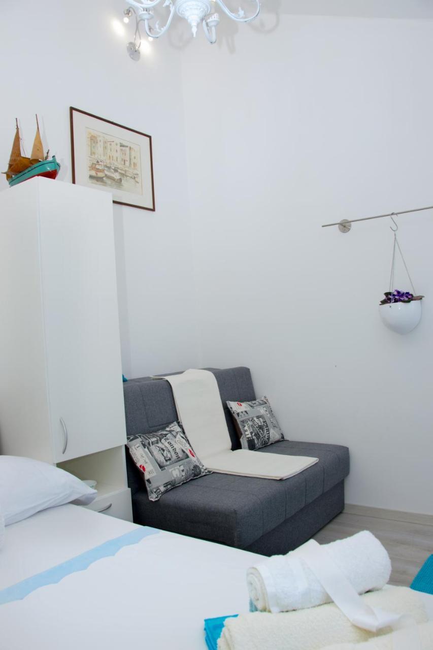 Apartmani Gloria Бродарика Екстериор снимка