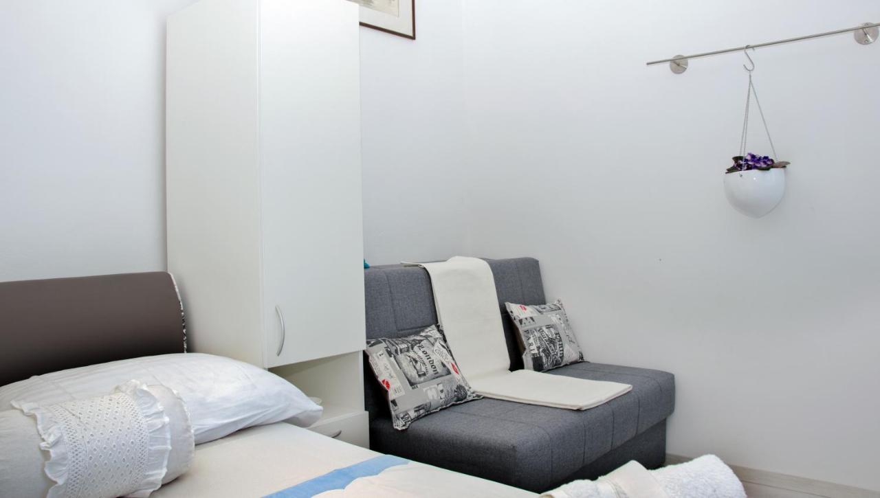 Apartmani Gloria Бродарика Екстериор снимка