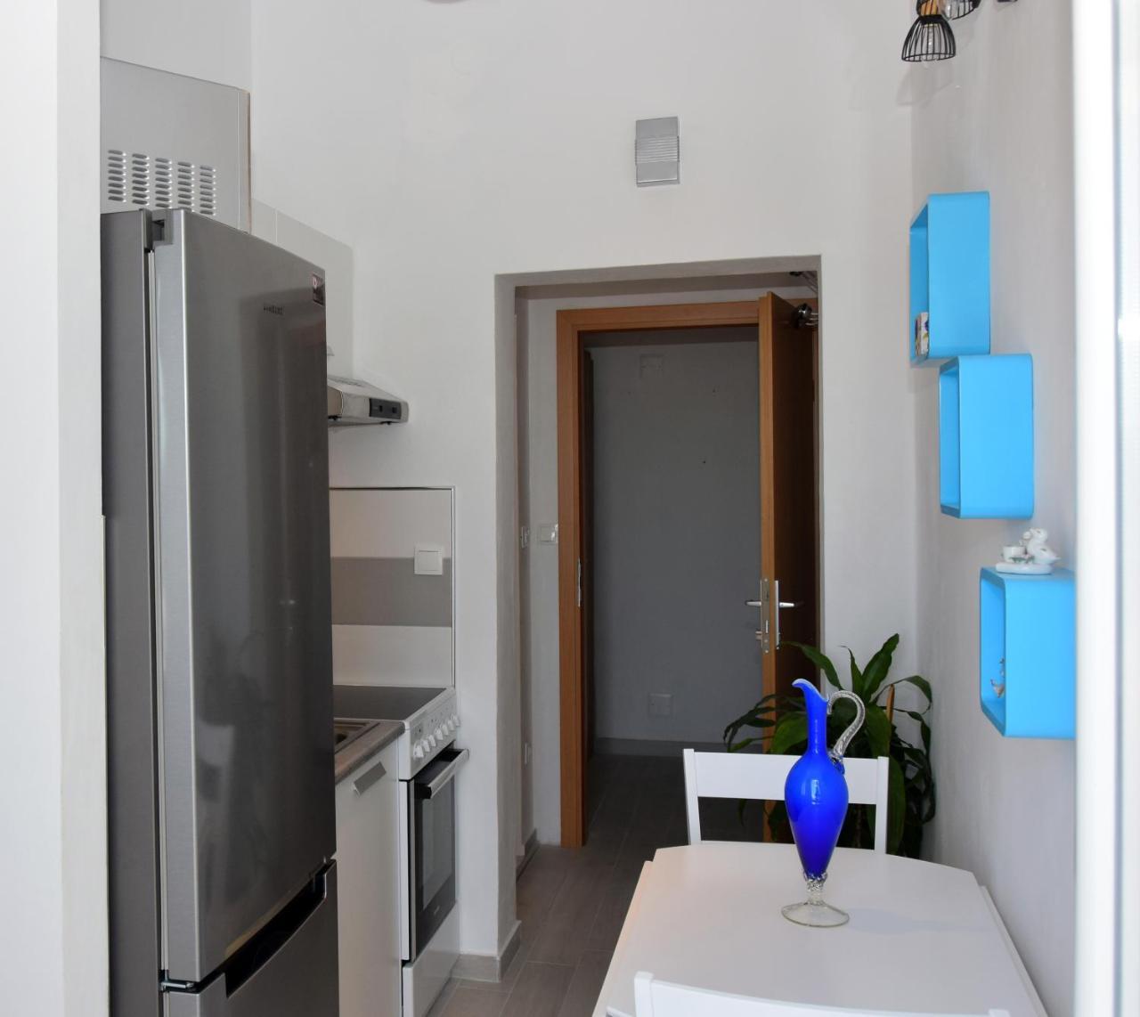 Apartmani Gloria Бродарика Екстериор снимка